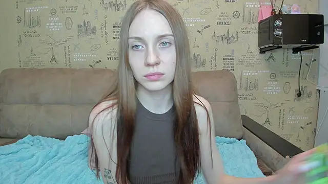 Kelly Gerzikaa online show from November 2, 2025, 6:49 am