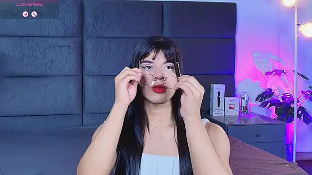 Snapshot of Slenna_Moon chatting on March 8, 2026, 11:08 pm Slenna Moon online show from March 8, 2026, 11:08 pm