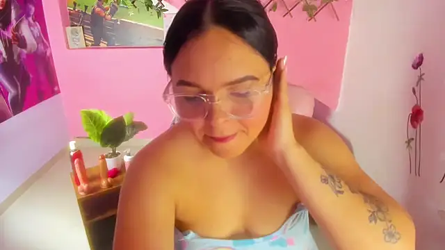 mabelsweet303av online show from October 25, 2025, 7:52 pm