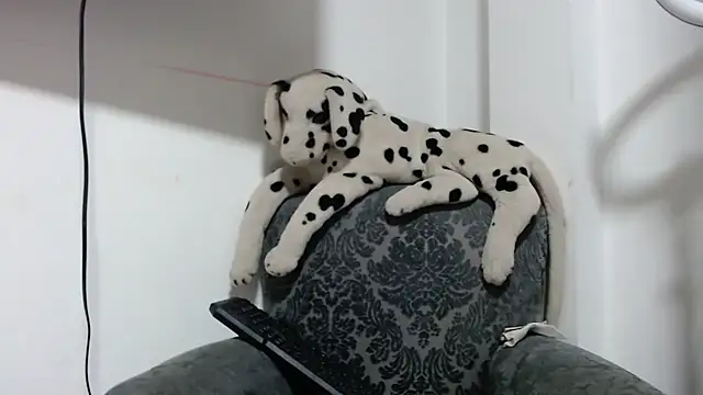 devora clark online show from December 23, 2025, 1:36 am