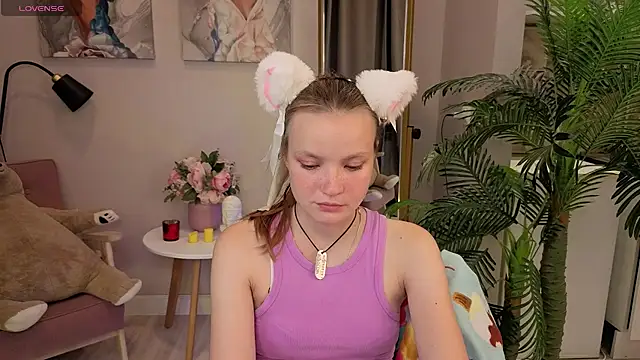 Snapshot of Ginger_Emma chatting on September 21, 2025, 9:16 pm Ginger Emma online show from September 21, 2025, 9:16 pm