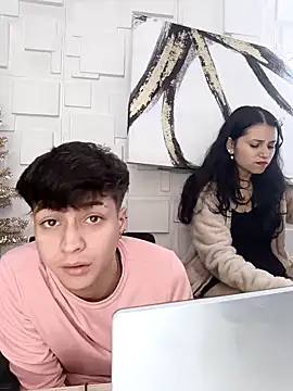 Ari and Storm online show from April 18, 2026, 3:49 pm