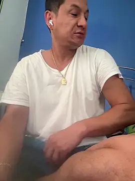 stevo170t online show from October 10, 2025, 4:28 pm