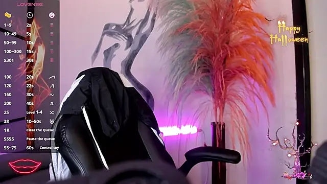 LiamDeep online show from October 29, 2025, 9:05 pm