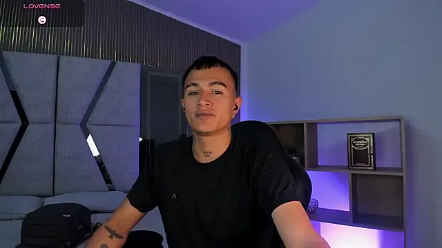 LiamDeep online show from February 14, 2026, 8:16 pm