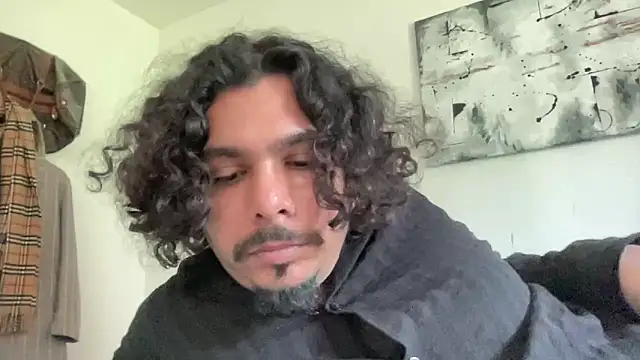 Snapshot of daddyvibes chatting on September 15, 2025, 3:23 pm daddyvibes online show from September 15, 2025, 3:23 pm