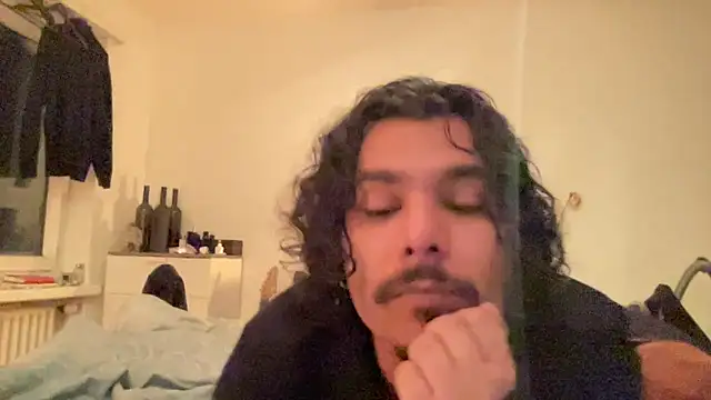 Snapshot of daddyvibes chatting on September 20, 2025, 7:04 pm daddyvibes online show from September 20, 2025, 7:04 pm