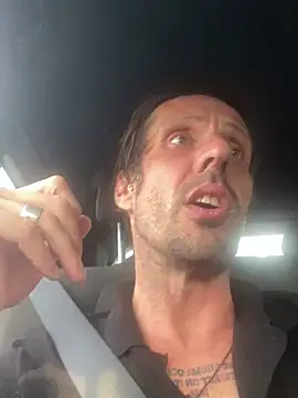 alex238423 online show from June 9, 2026, 5:24 pm