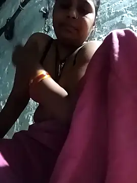 Snapshot of Sheema_tyagi chatting on November 3, 2025, 8:21 pm Sheema tyagi online show from November 3, 2025, 8:21 pm