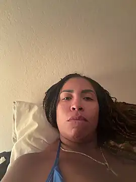 bobbiebbb online show from May 21, 2026, 6:42 am