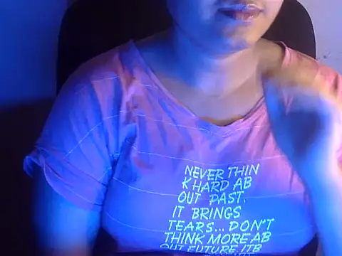 Aanya Hazel online show from September 12, 2025, 9:48 pm