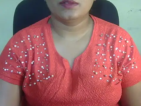 Snapshot of Aanya_Hazel chatting on October 12, 2025, 7:24 pm Aanya Hazel online show from October 12, 2025, 7:24 pm