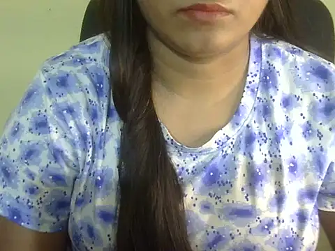 Snapshot of Aanya_Hazel chatting on October 29, 2025, 10:11 pm Aanya Hazel online show from October 29, 2025, 10:11 pm