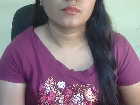 Snapshot of Aanya_Hazel chatting on November 2, 2025, 9:17 pm Aanya Hazel online show from November 2, 2025, 9:17 pm