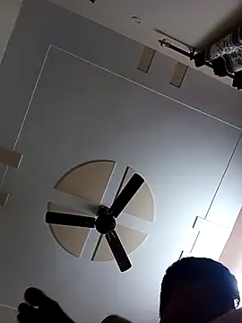 Couplerichamoz online show from March 17, 2026, 1:21 am