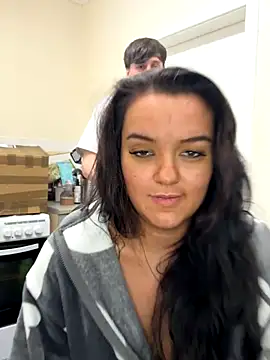 Snapshot of scottishcouple2002 chatting on October 24, 2025, 12:19 am scottishcouple2002 online show from October 24, 2025, 12:19 am