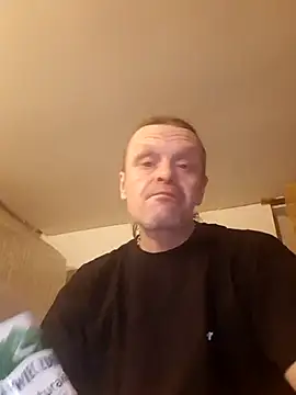 Kuba Gd online show from February 5, 2025, 7:42 pm