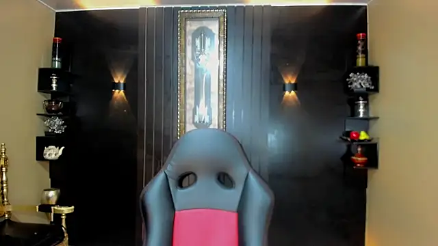 Madiso Santiel online show from October 15, 2025, 7:14 pm