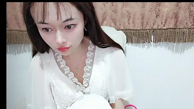 Snapshot of Zhenlihoney10 chatting on October 24, 2025, 12:01 pm Zhenlihoney10 online show from October 24, 2025, 12:01 pm