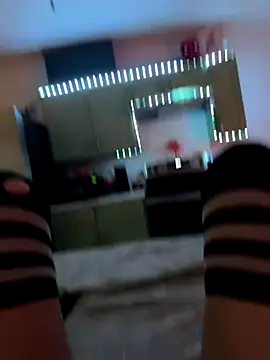 Snapshot of littiekitty chatting on October 11, 2025, 3:10 pm littiekitty online show from October 11, 2025, 3:10 pm