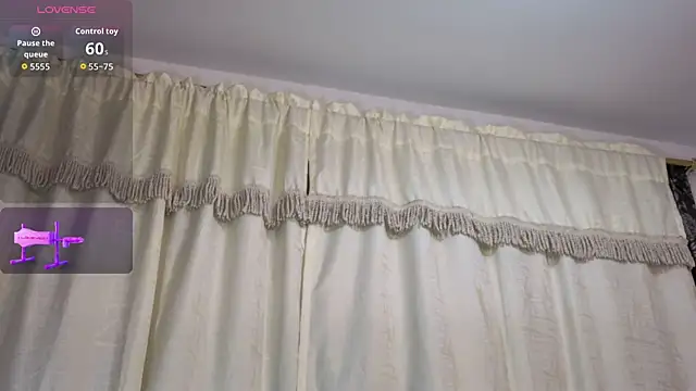 mariangellive online show from October 13, 2025, 5:29 am