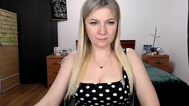 ParadiseAlina online show from March 27, 2026, 6:51 pm