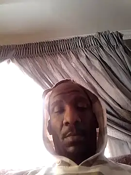 Snapshot of longdickson12345 chatting on September 26, 2025, 9:02 am longdickson12345 online show from September 26, 2025, 9:02 am