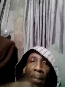 Snapshot of longdickson12345 chatting on October 1, 2025, 1:44 am longdickson12345 online show from October 1, 2025, 1:44 am