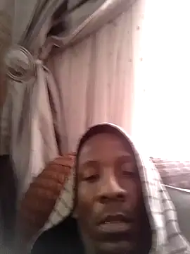 Snapshot of longdickson12345 chatting on October 2, 2025, 5:25 am longdickson12345 online show from October 2, 2025, 5:25 am