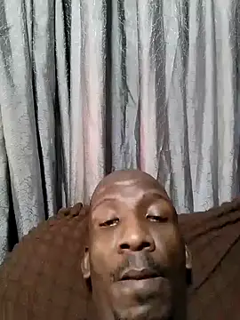 Snapshot of longdickson12345 chatting on October 13, 2025, 3:45 pm longdickson12345 online show from October 13, 2025, 3:45 pm