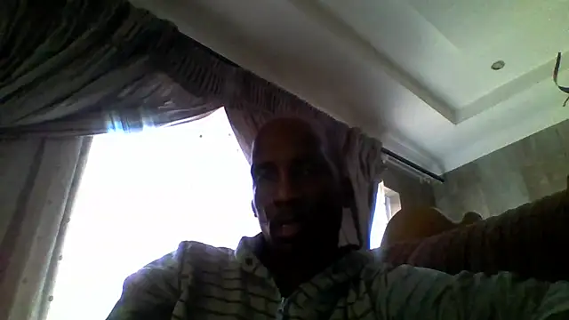 Snapshot of longdickson12345 chatting on November 7, 2025, 10:04 am longdickson12345 online show from November 7, 2025, 10:04 am