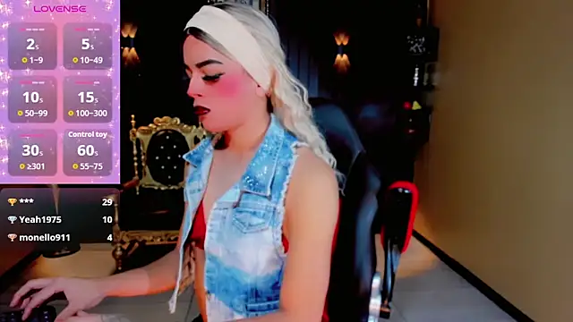 Ana sophia  online show from October 7, 2025, 11:18 am