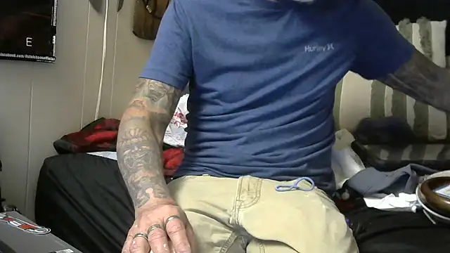 crassanova online show from March 13, 2026, 12:06 am