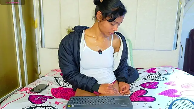 Kristall 06 online show from March 12, 2026, 3:45 am