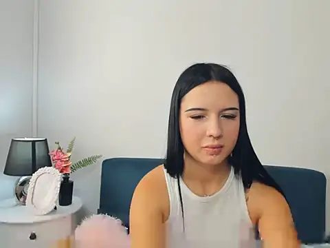 Snapshot of TaliaAdorable chatting on October 4, 2025, 7:50 am TaliaAdorable online show from October 4, 2025, 7:50 am