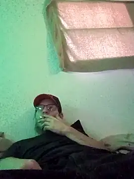 Poundtown1226 online show from February 24, 2026, 9:24 pm