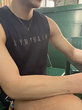 anhkiet huang online show from March 22, 2026, 1:31 am