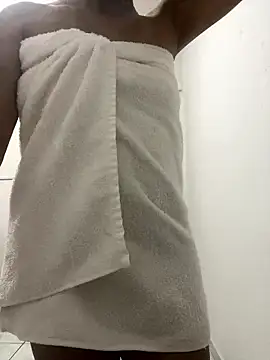 Katianesantos online show from January 12, 2026, 8:52 am