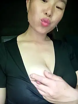 suki-lady online show from September 18, 2025, 4:58 am