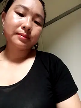 suki-lady online show from September 25, 2025, 2:37 am