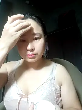 suki-lady online show from November 6, 2025, 6:47 am