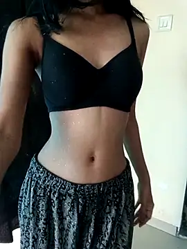 Daizy Shah online show from March 7, 2026, 9:50 am