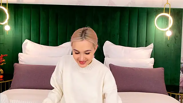 Snapshot of BarbieMilne chatting on September 28, 2025, 3:06 pm BarbieMilne online show from September 28, 2025, 3:06 pm