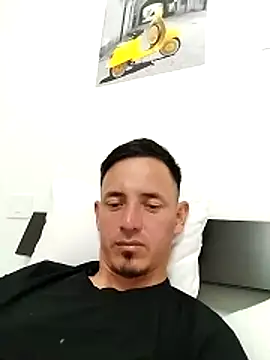 Snapshot of JuanD_vero chatting on May 18, 2026, 7:09 pm JuanD vero online show from May 18, 2026, 7:09 pm