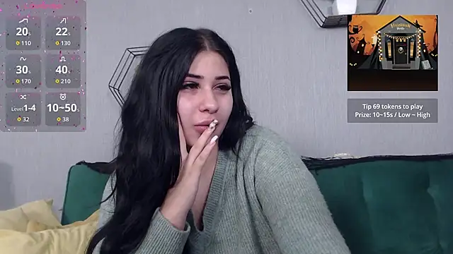 Snapshot of AnaysDivine chatting on November 3, 2025, 4:03 am AnaysDivine online show from November 3, 2025, 4:03 am