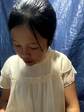 O o UwU o O online show from September 29, 2025, 2:38 am