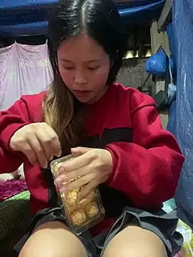 Snapshot of O_o_UwU_o_O chatting on February 7, 2026, 8:40 am O o UwU o O online show from February 7, 2026, 8:40 am