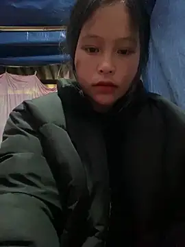 Snapshot of O_o_UwU_o_O chatting on February 10, 2026, 6:17 am O o UwU o O online show from February 10, 2026, 6:17 am