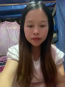 Snapshot of O_o_UwU_o_O chatting on February 17, 2026, 5:15 am O o UwU o O online show from February 17, 2026, 5:15 am