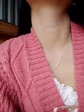 Snapshot of Baby-kis03 chatting on January 10, 2026, 5:09 am Baby-kis03 online show from January 10, 2026, 5:09 am